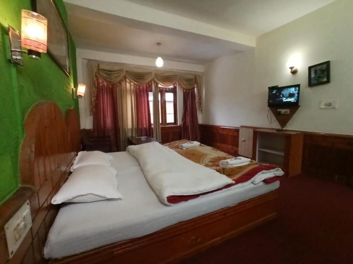 Hotel Him View 马拉里 外观 照片